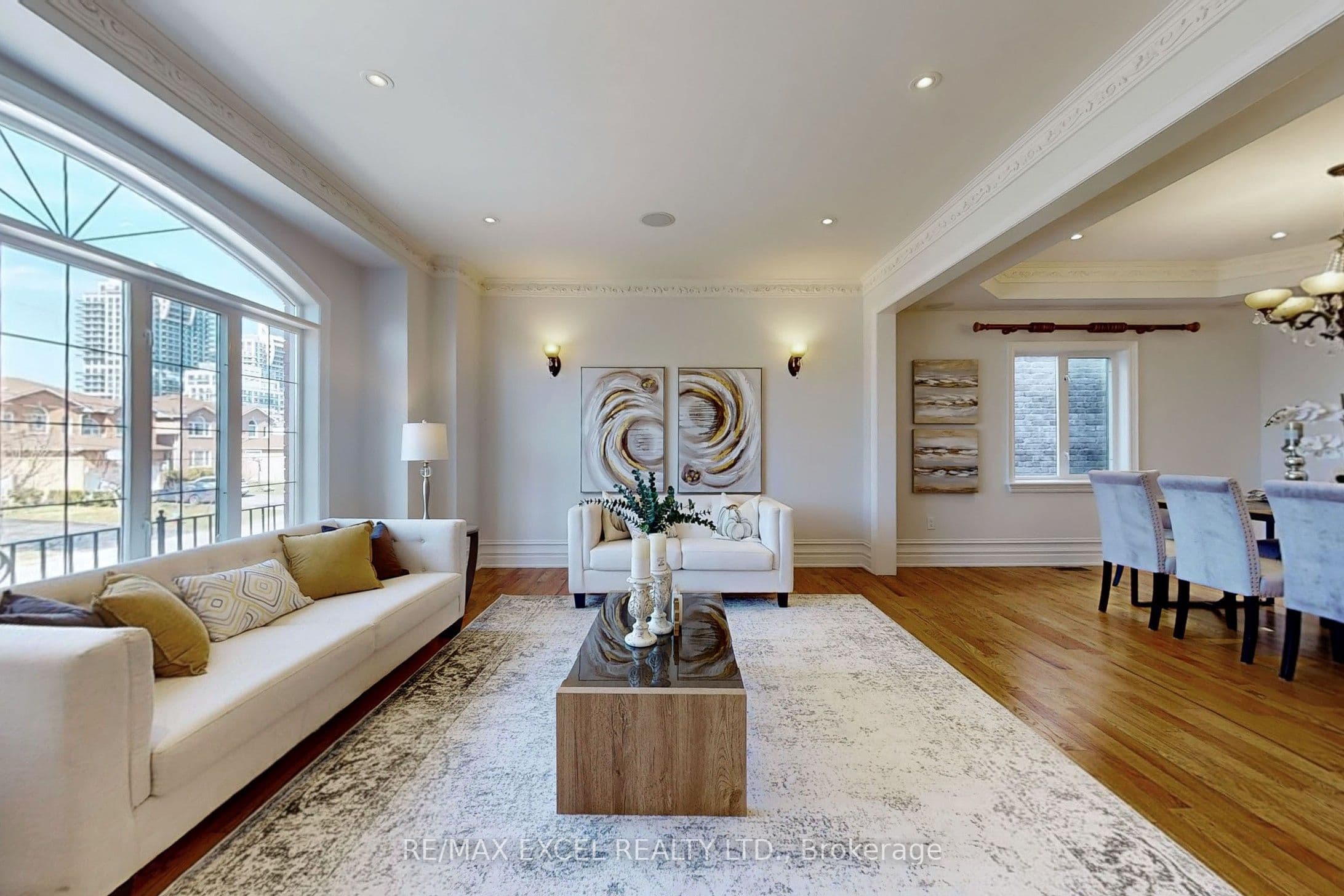 25 Oak Avenue, Richmond Hill, ON L4C 6R5