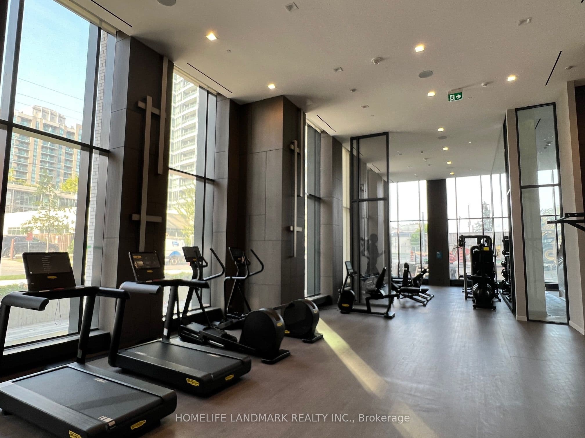15 Holmes Avenue 1512, Toronto, ON M2N 0L4