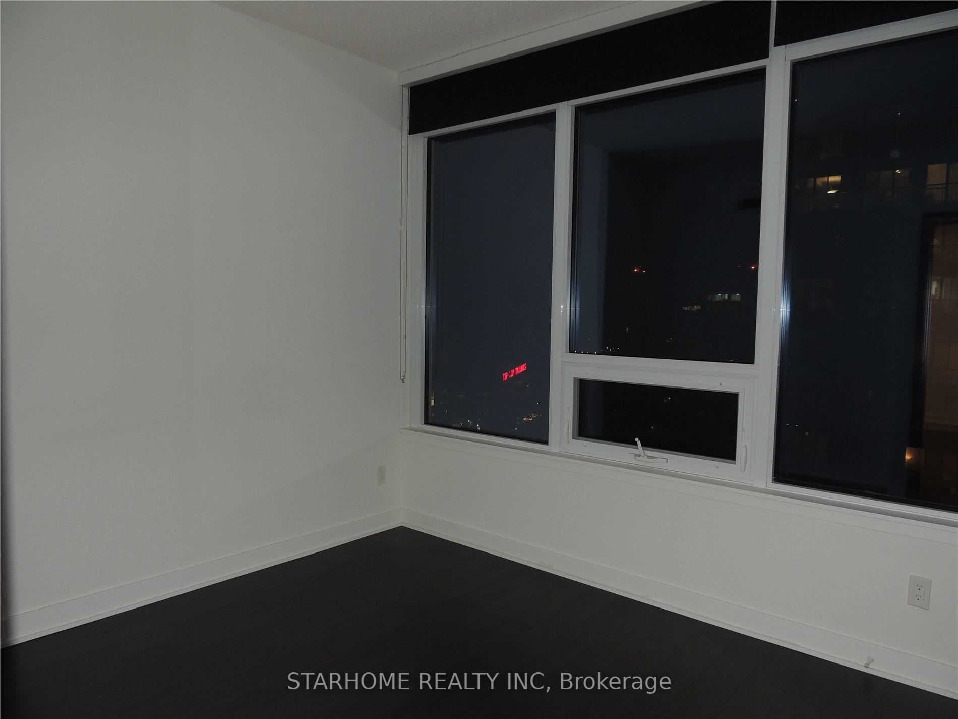 19 Bathurst Street 3003, Toronto, ON M5V 0N2
