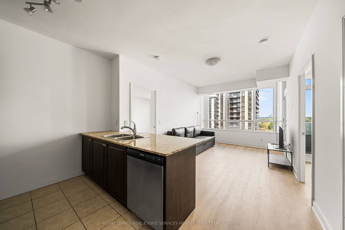 88 Broadway Avenue 1301, Toronto, ON M4P 0A5