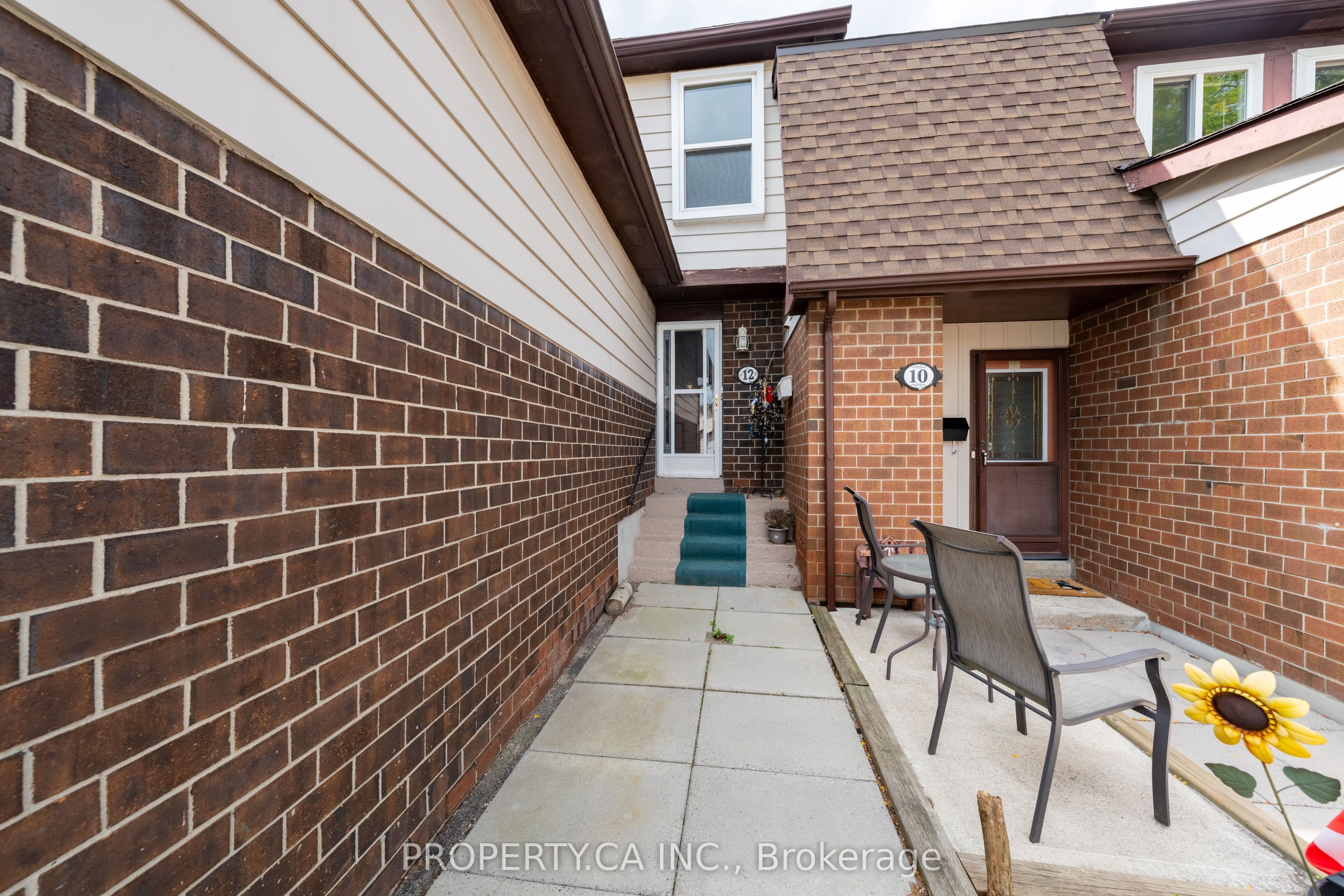 12 Deeprose Lane, Ajax, ON L1S 3L6