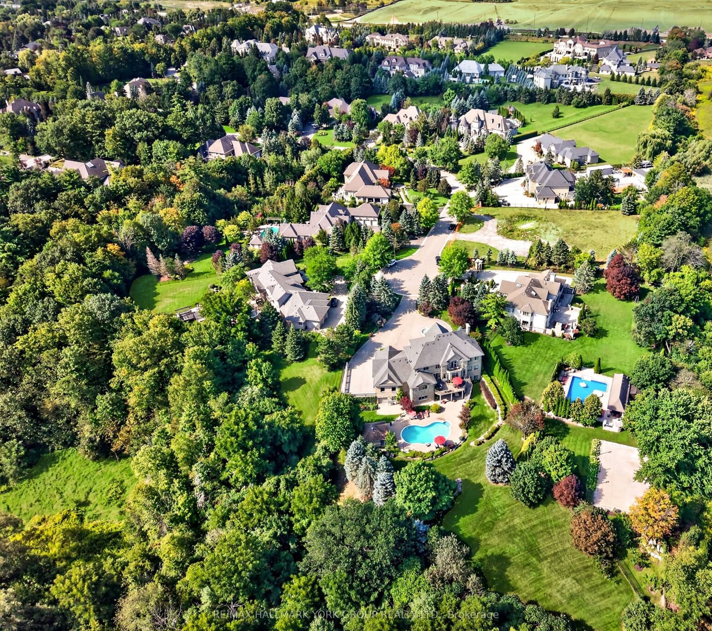 106 Abbruzze Court, Vaughan, ON L3L 0A9