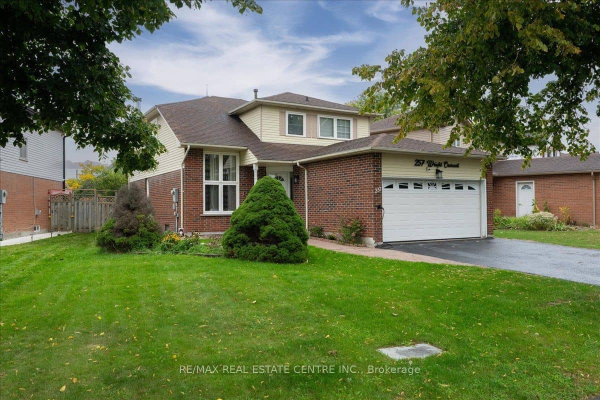 257 Wright Crescent, Ajax, ON L1S 5S5