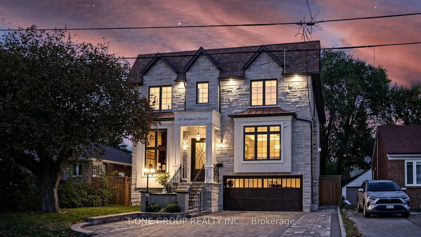 43 Rockport Crescent, Richmond Hill, ON L4C 2L7
