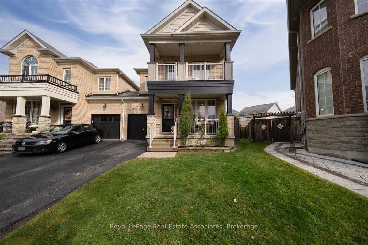 1469 Haws Crescent, Milton, ON L9T 8V2