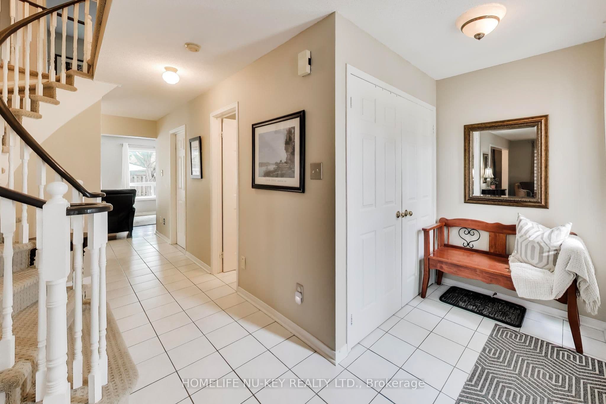 27 Lauchlin Crescent, Halton Hills, ON L7G 5R1