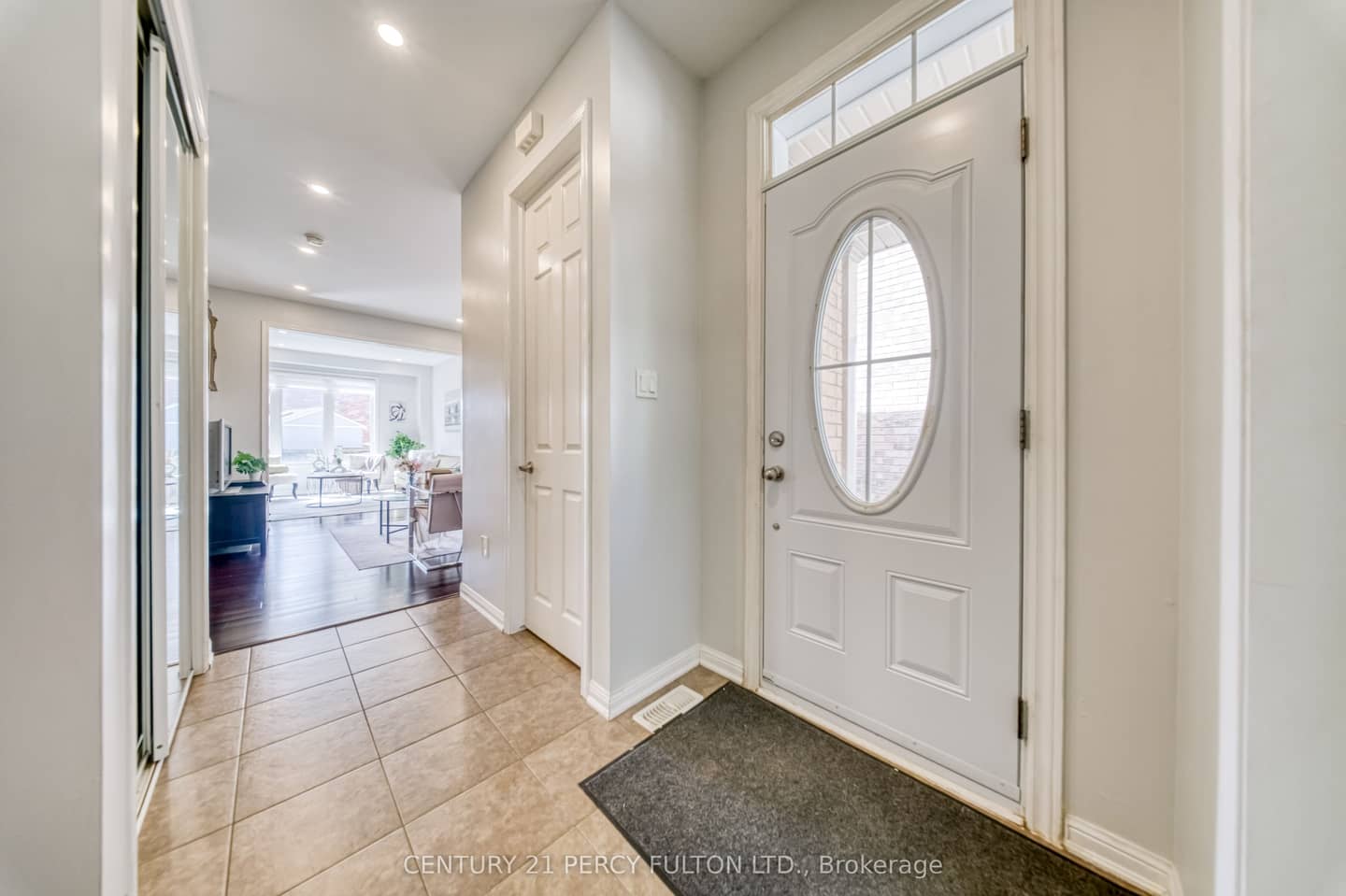 1749 Liatris Drive, Pickering, ON L1X 0B2
