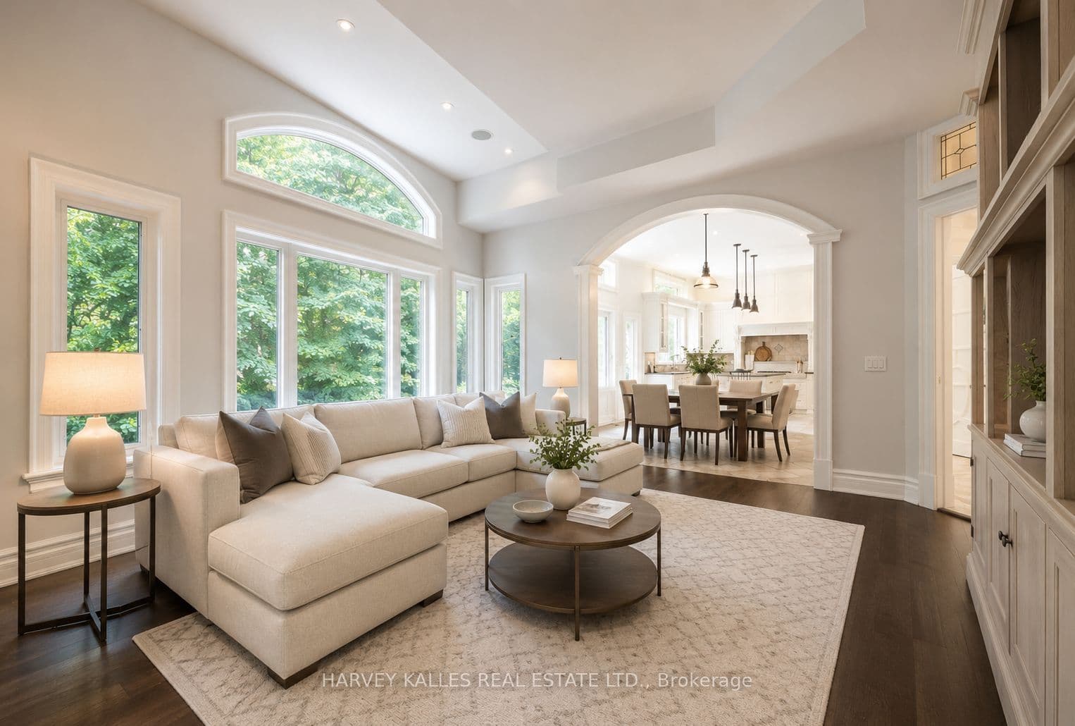 1 Knightswood Road, Toronto, ON M4N 2G9