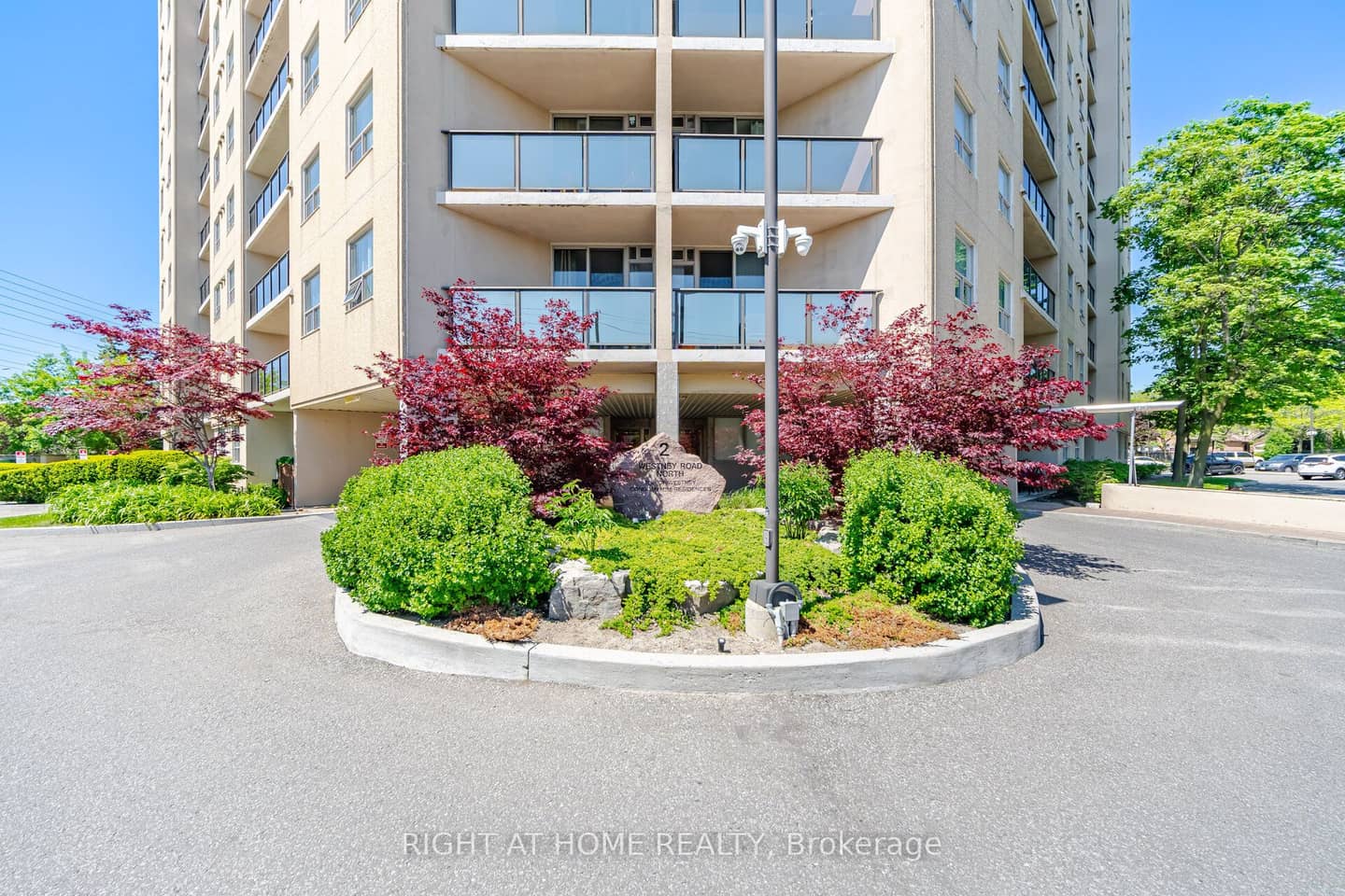 2 Westney Road N 108, Ajax, ON L1H 3H3