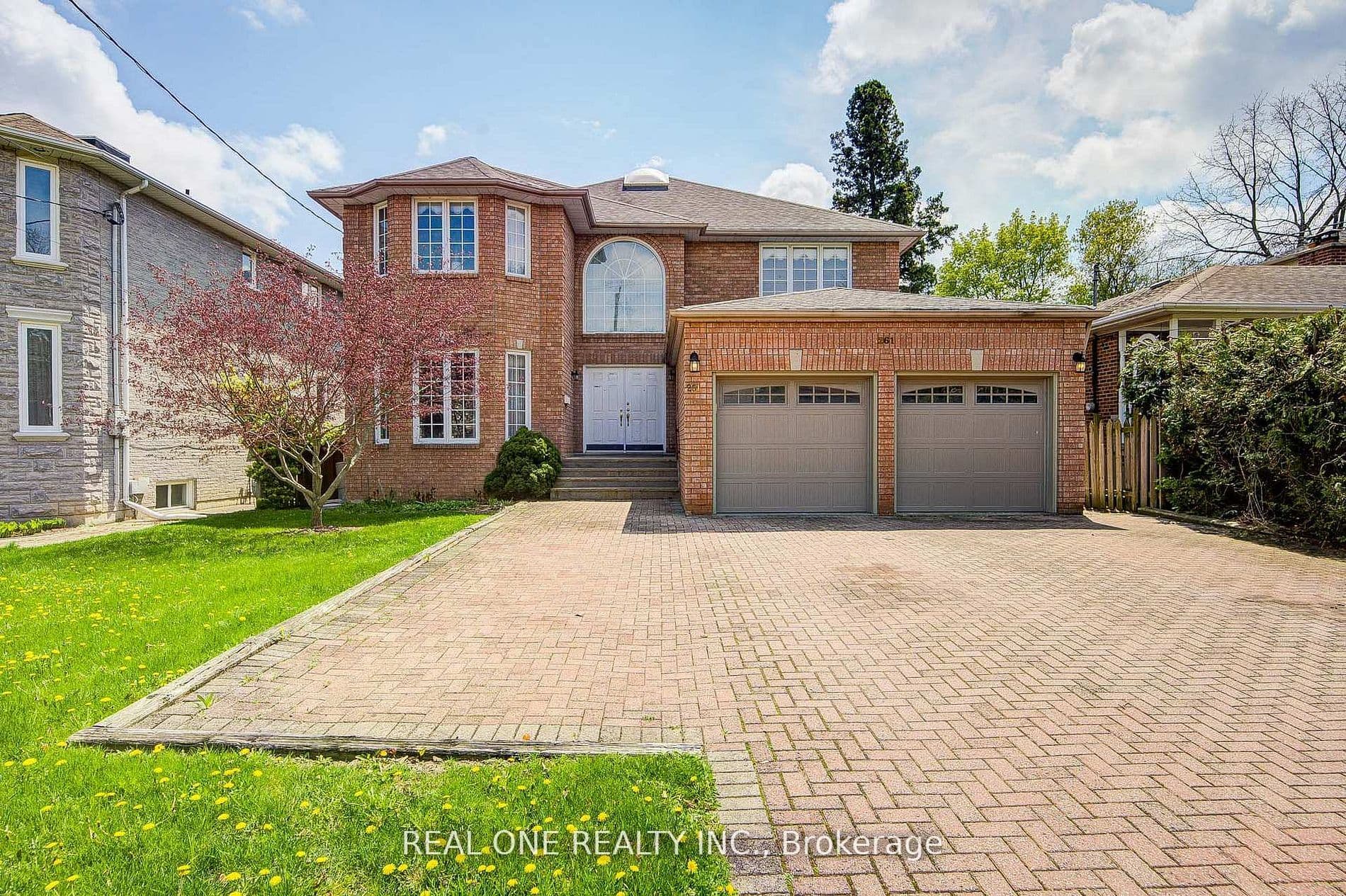 261 Mckee Avenue, Toronto, ON M2N 4E2
