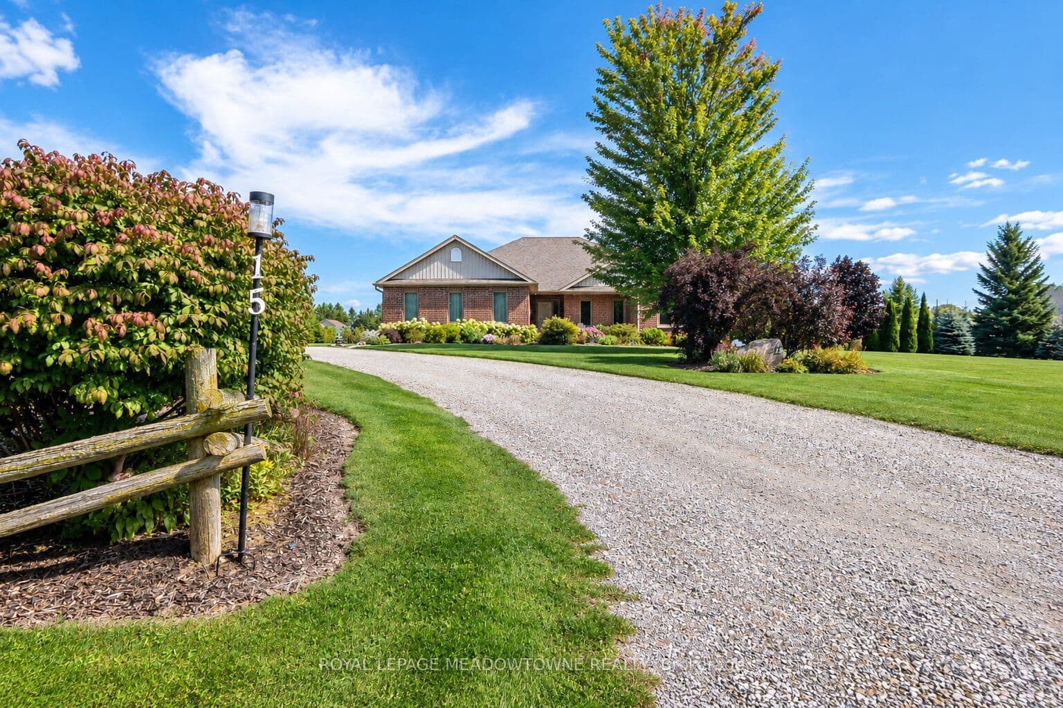 15 Mount Haven Crescent, East Luther Grand Valley, ON L0N 1G0