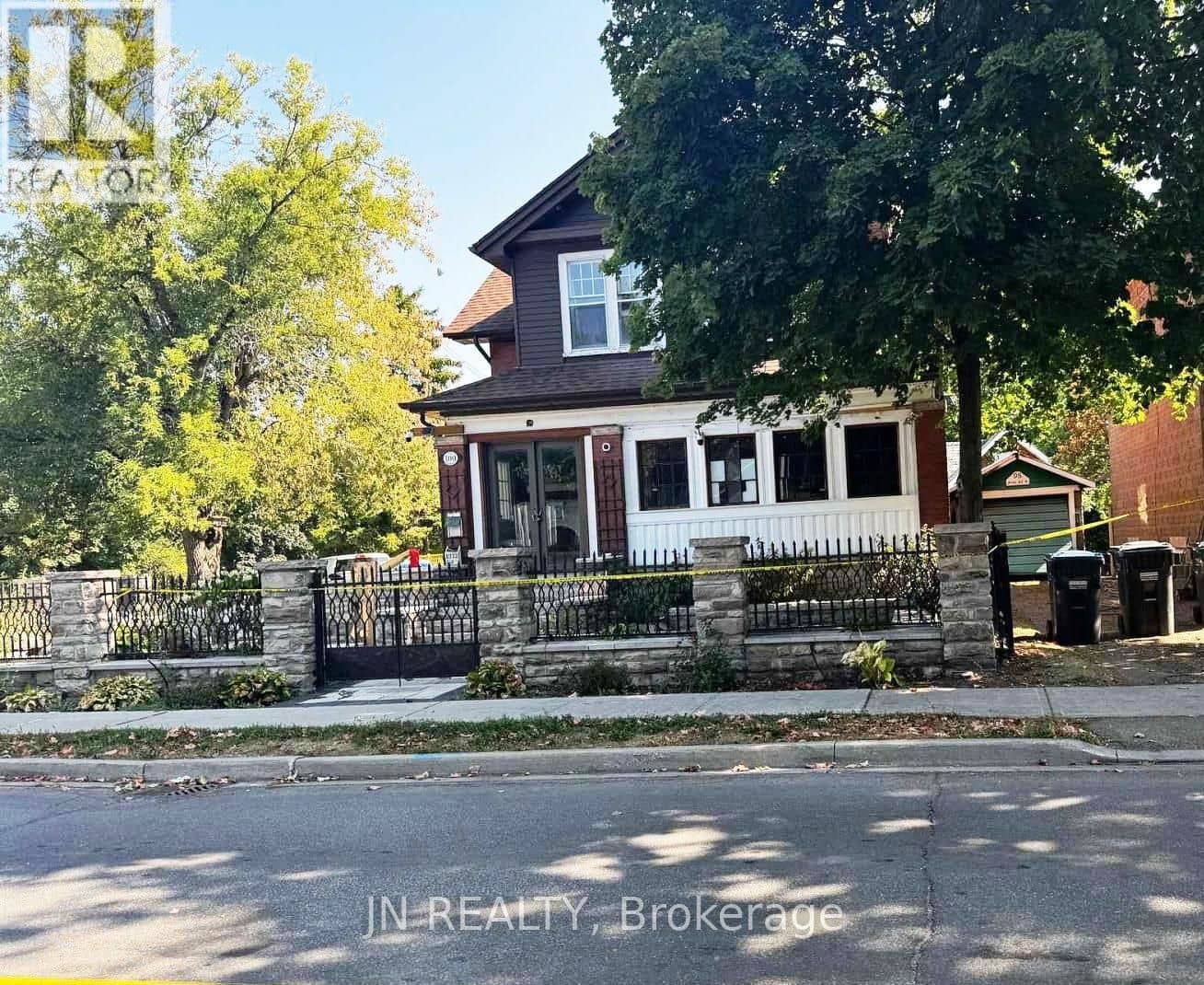 100 Mill Street N, Brampton, ON L6X 1T6