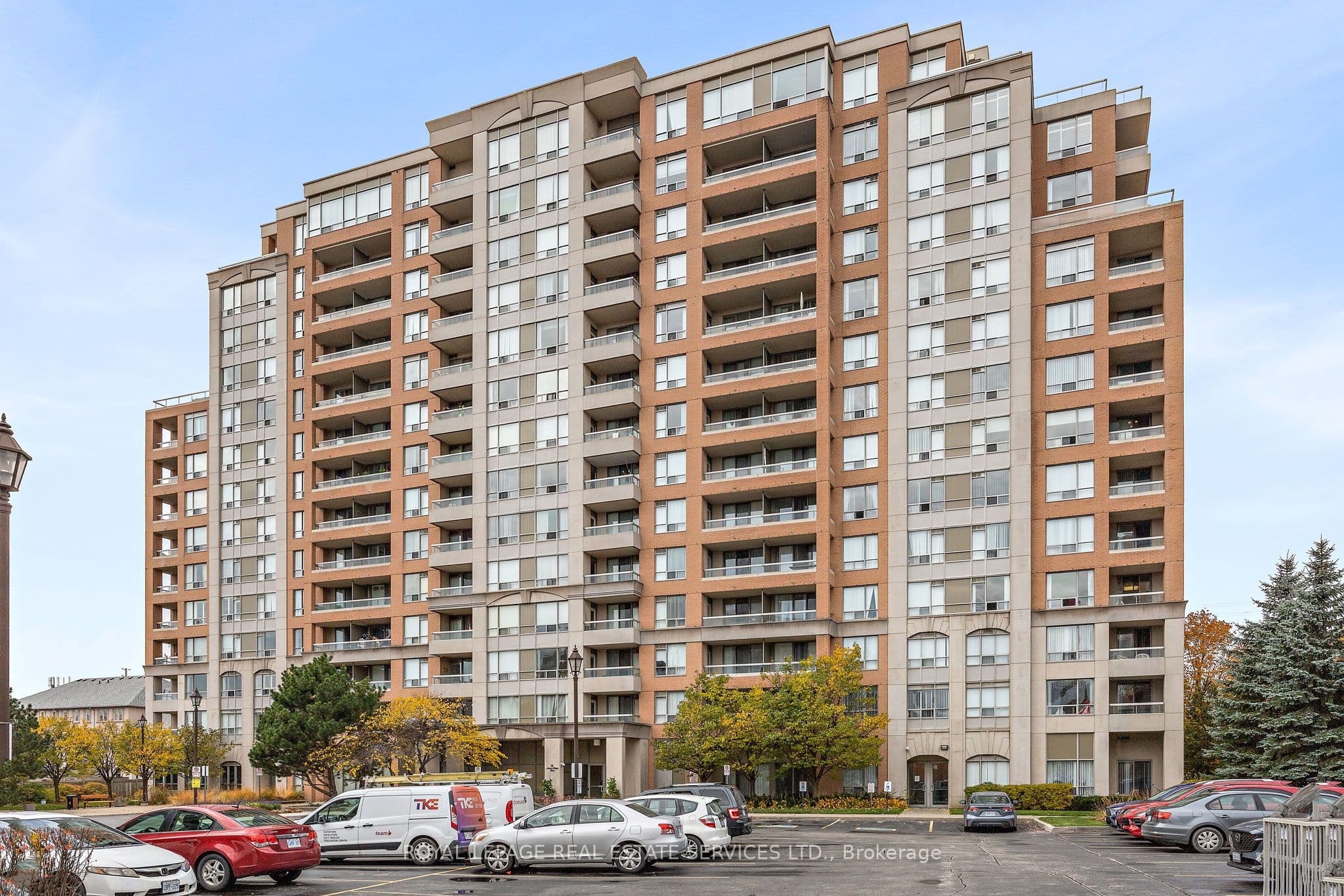 9 Northern Heights Drive 101, Richmond Hill, ON L4B 4M5