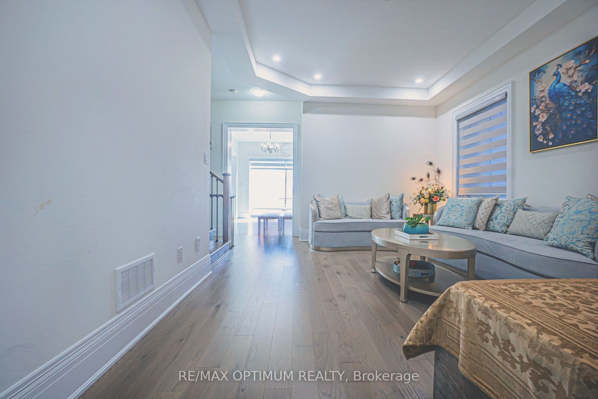 53 Kinburn Crescent, Vaughan, ON L3L 0E9