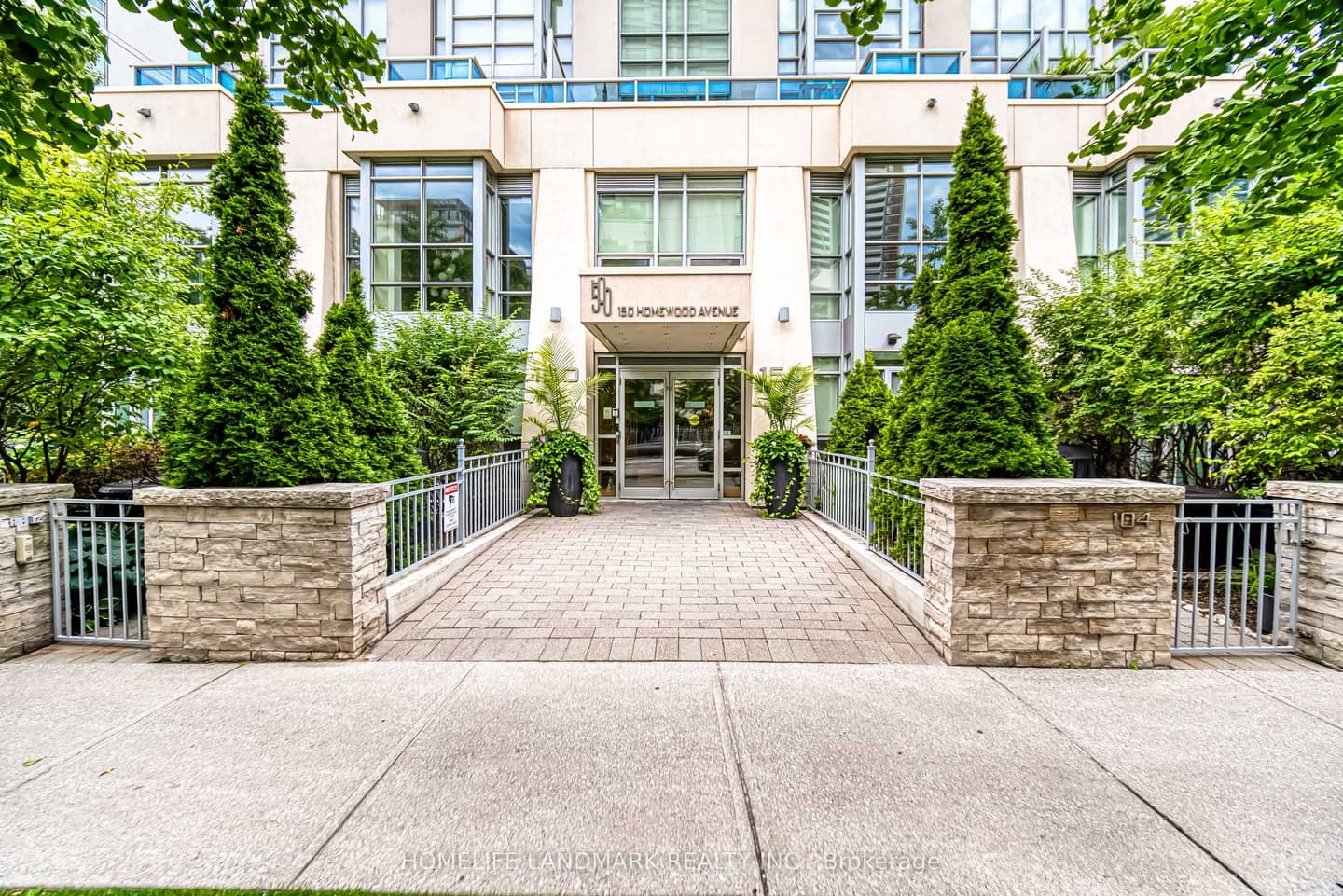 150 Homewood Avenue L101, Toronto, ON M4Y 2J6