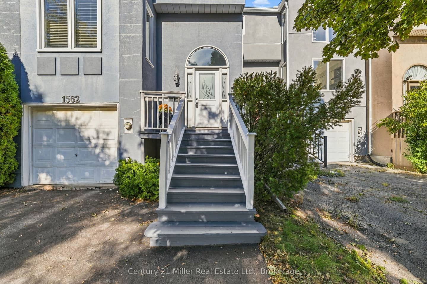 1562 Litchfield Road, Oakville, ON L6H 5P3