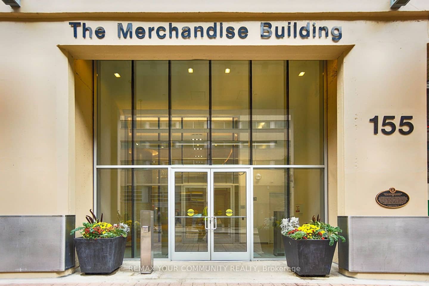 155 Dalhousie Street 839, Toronto, ON M5B 2P7