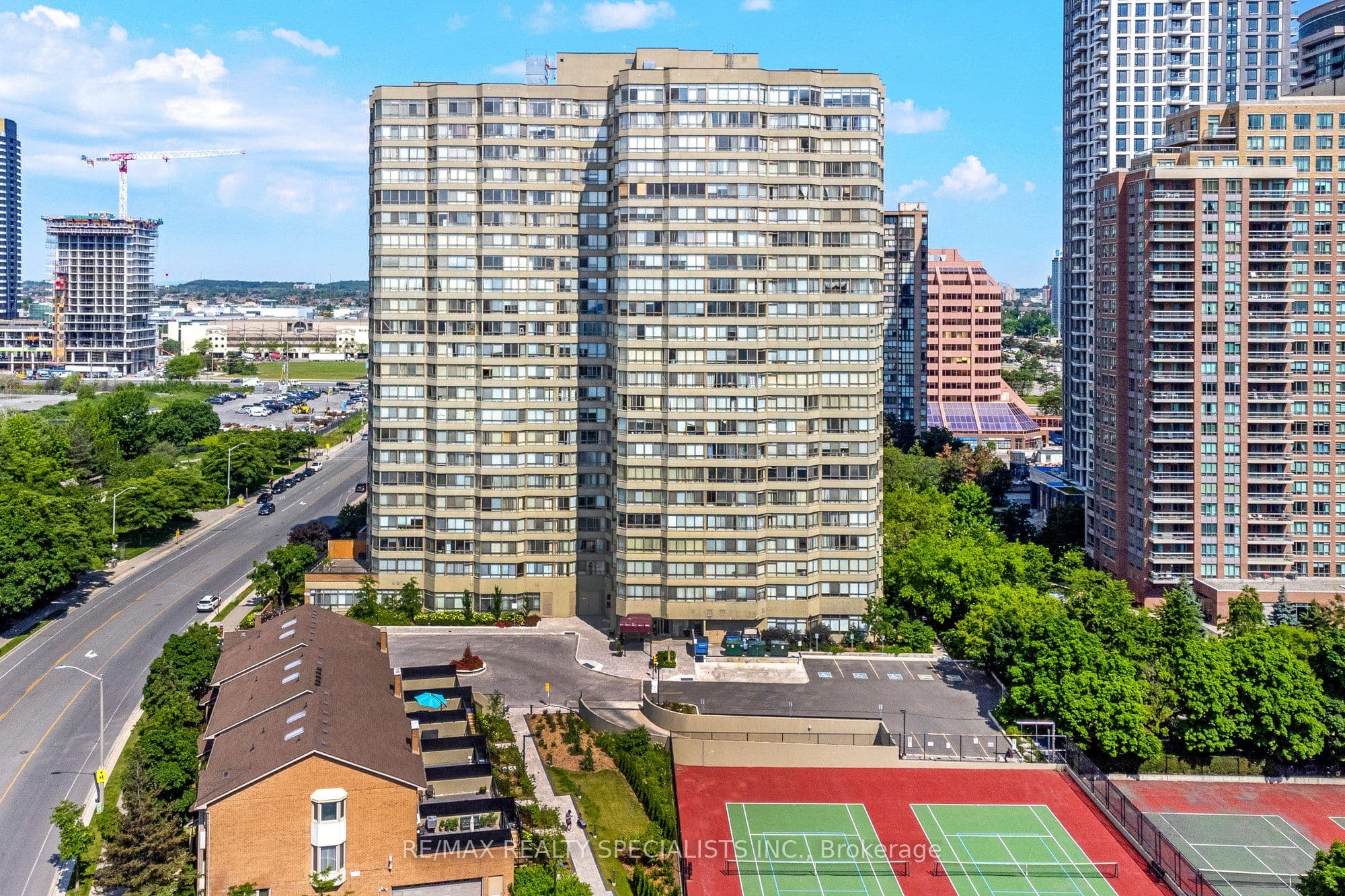3605 Kariya Drive 304a, Mississauga, ON L5B 3J4