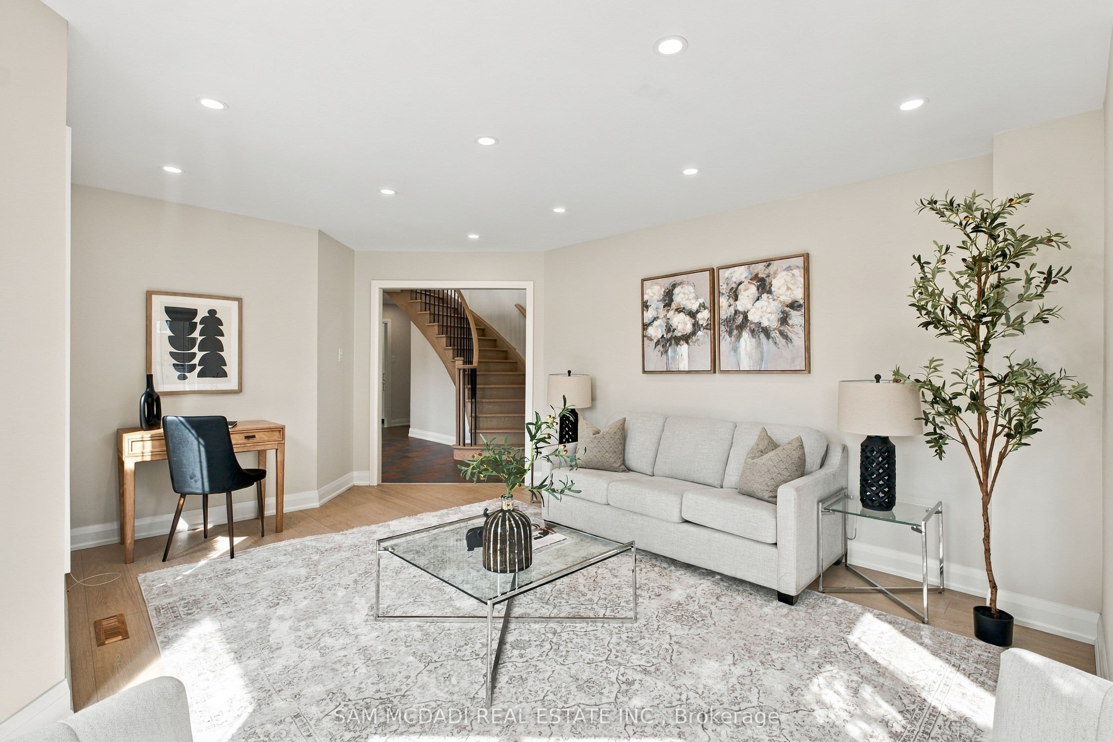 5289 Fallingbrook Drive, Mississauga, ON L5V 1N8