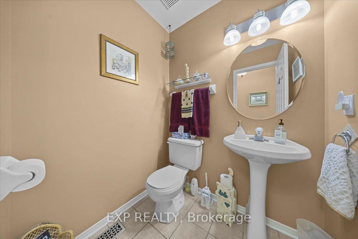 494 Lawler Crescent, Orleans - Cumberland and Area, ON K4A 3Y4