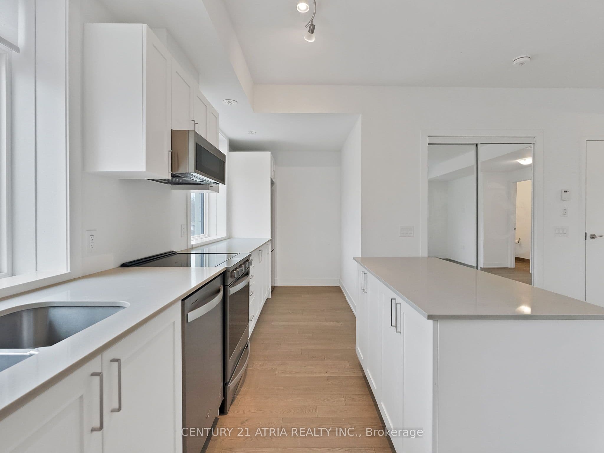 1085 Douglas Mccurdy Common 212, Mississauga, ON L5G 0C6