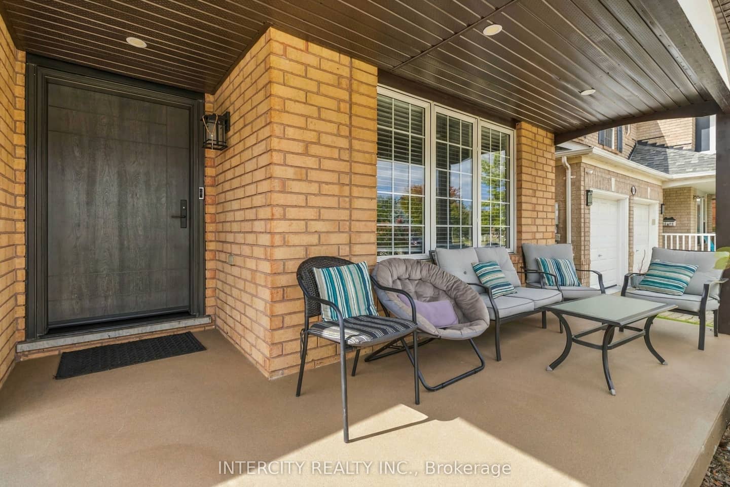 700 Trudeau Drive, Milton, ON L9T 5L5