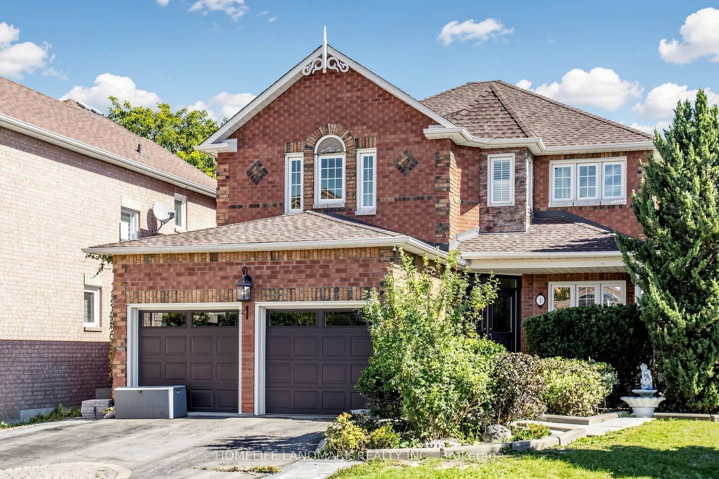 1 Trent Street, Aurora, ON L4G 7E7