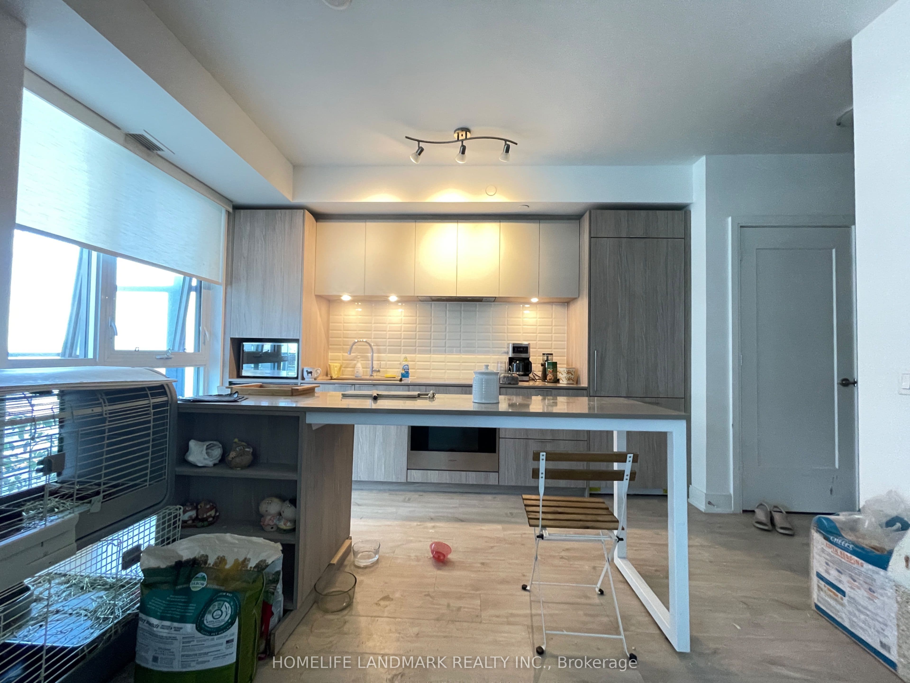 65 Annie Craig Drive 806, Toronto, ON M8V 0G3