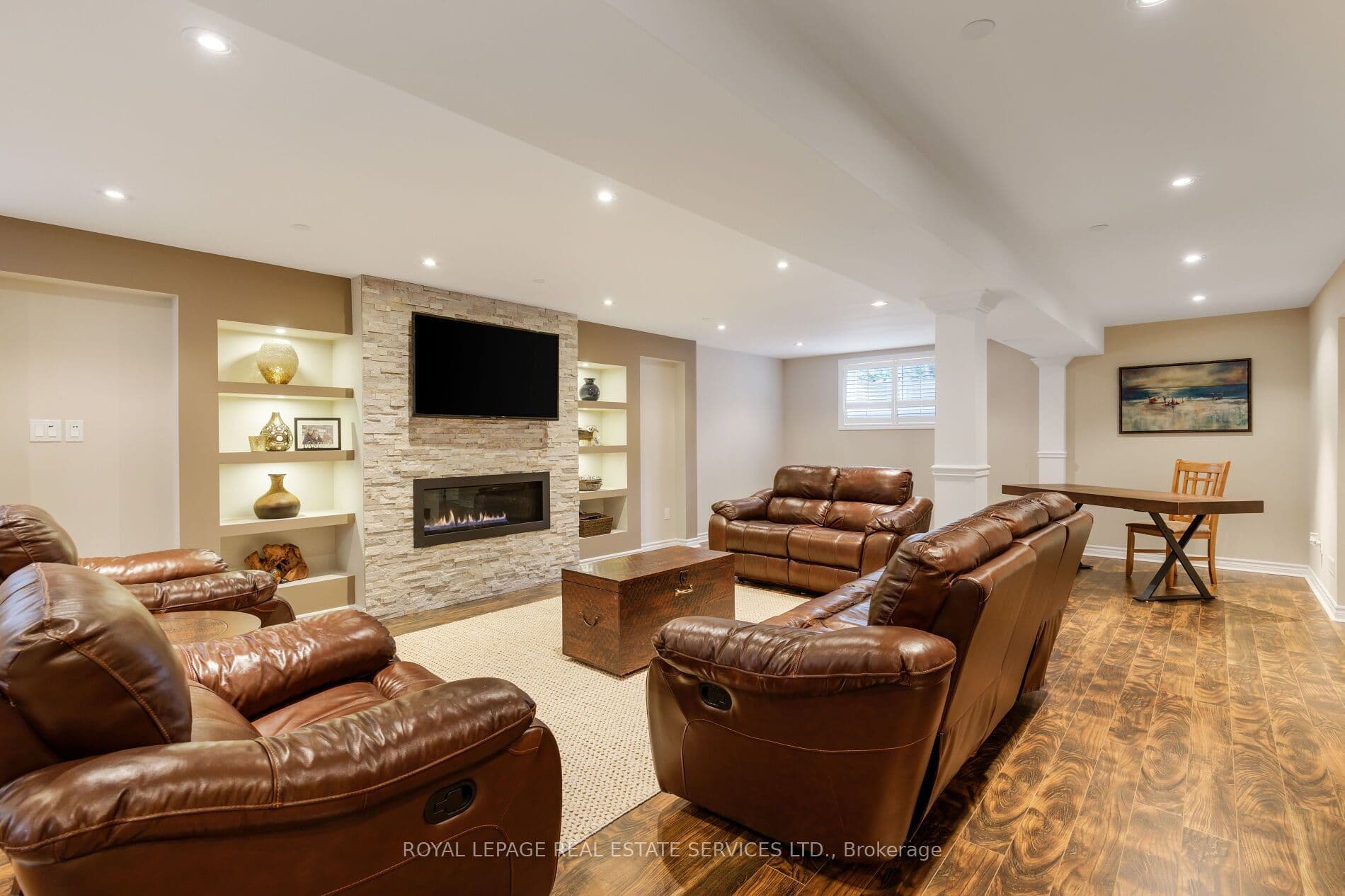 2424 Tesla Crescent, Oakville, ON L6H 7T6