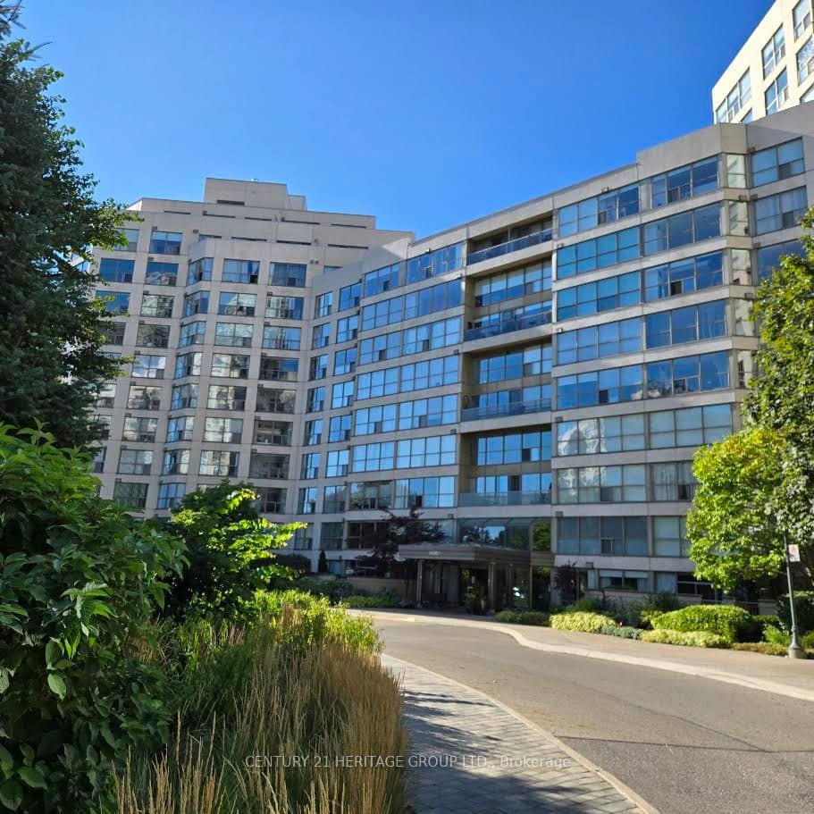 2267 Lakeshore Boulevard W 610, Toronto, ON M8V 3X2