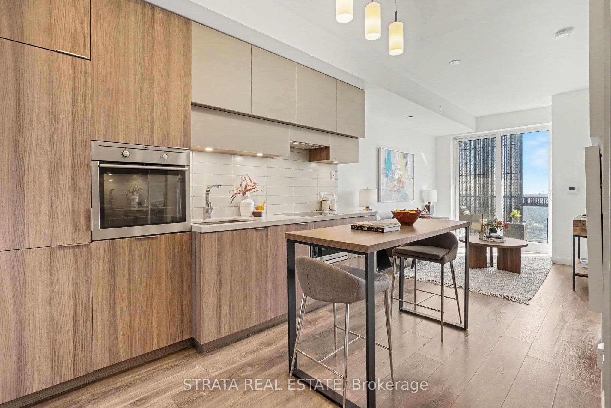 8 Eglinton Avenue E 4610, Toronto, ON M4P 1A6