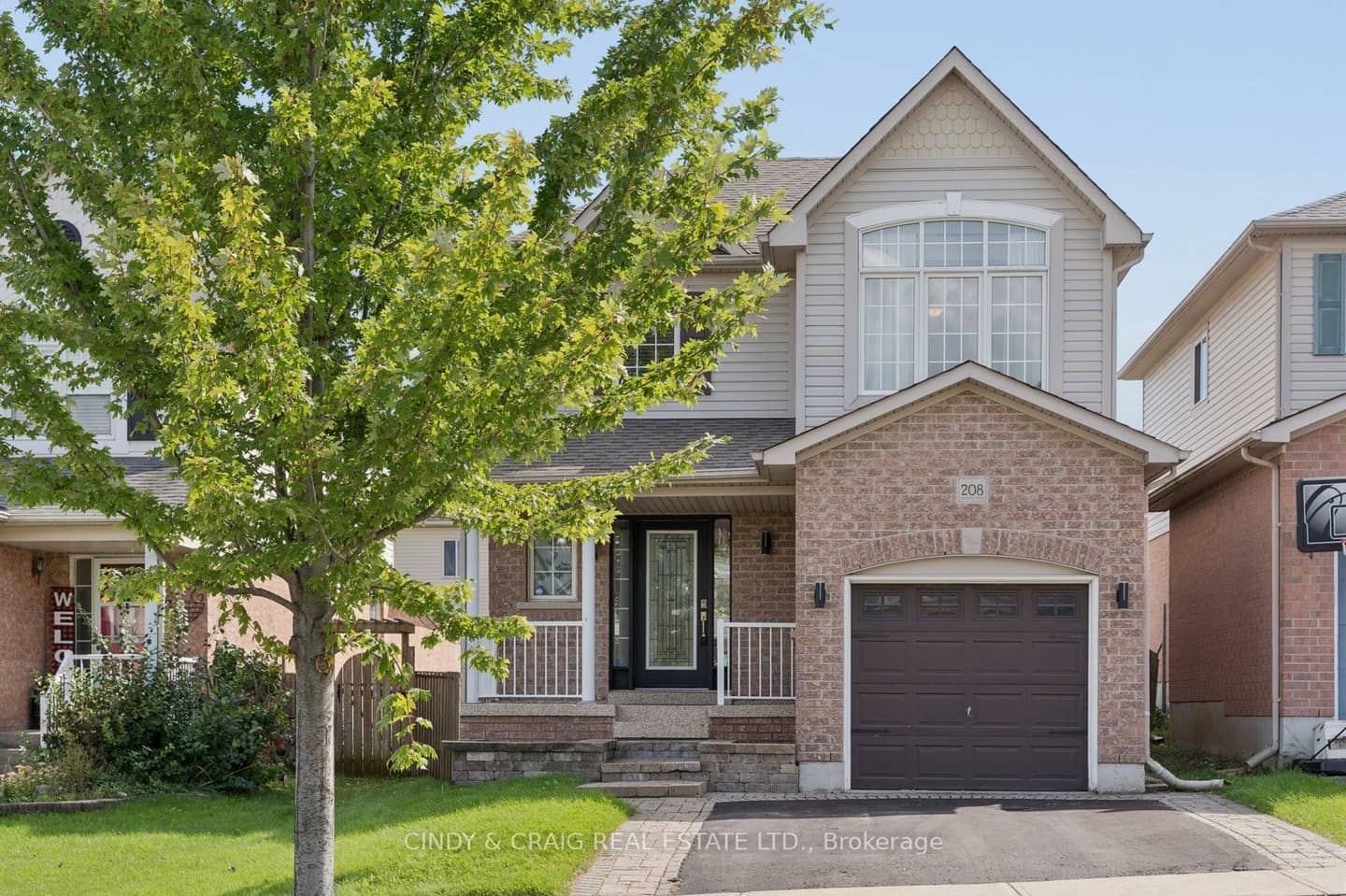 208 Cornish Drive, Clarington, ON L1E 3H4