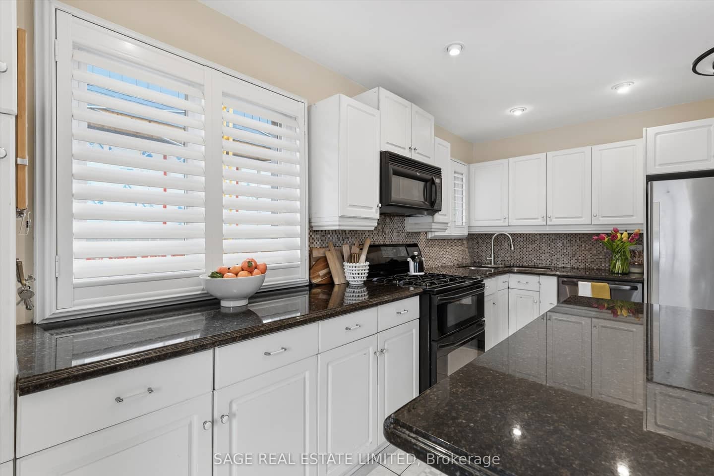 11 Chelsea Drive, Toronto, ON M8W 4R5