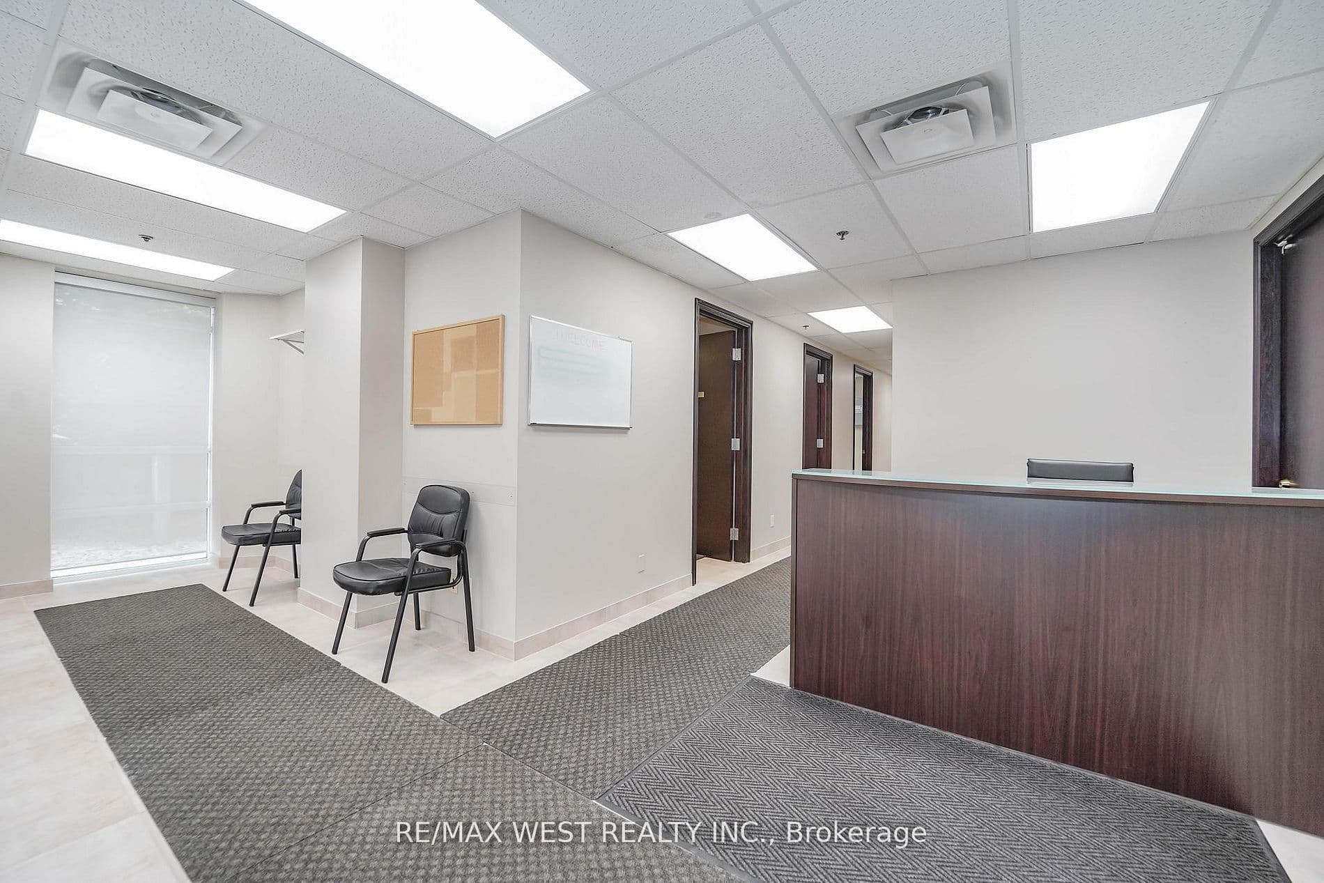 800 Sheppard Avenue W C3, Toronto, ON M3H 6B4