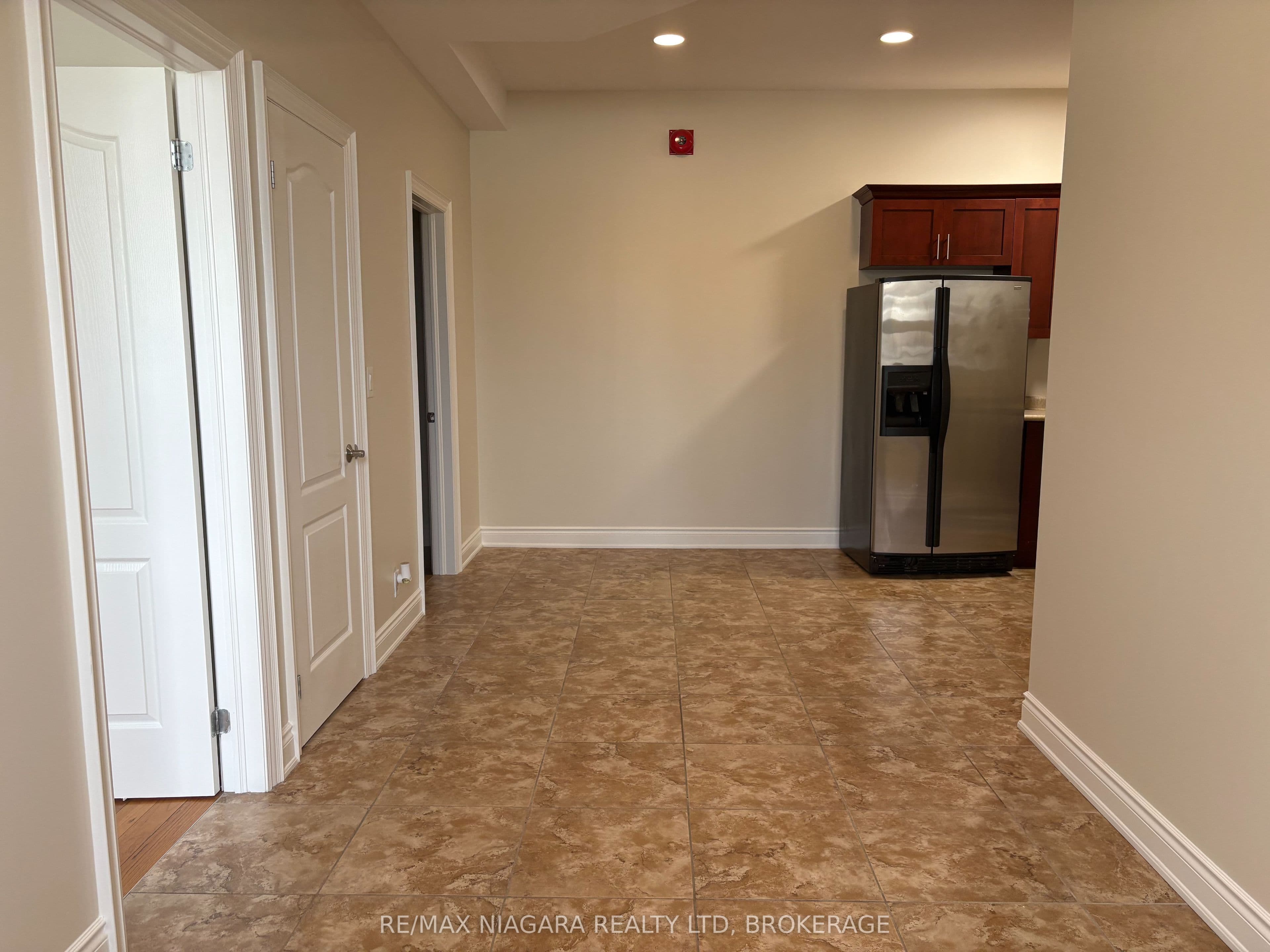 320 Ridge Road N 3, Fort Erie, ON L0S 1N0