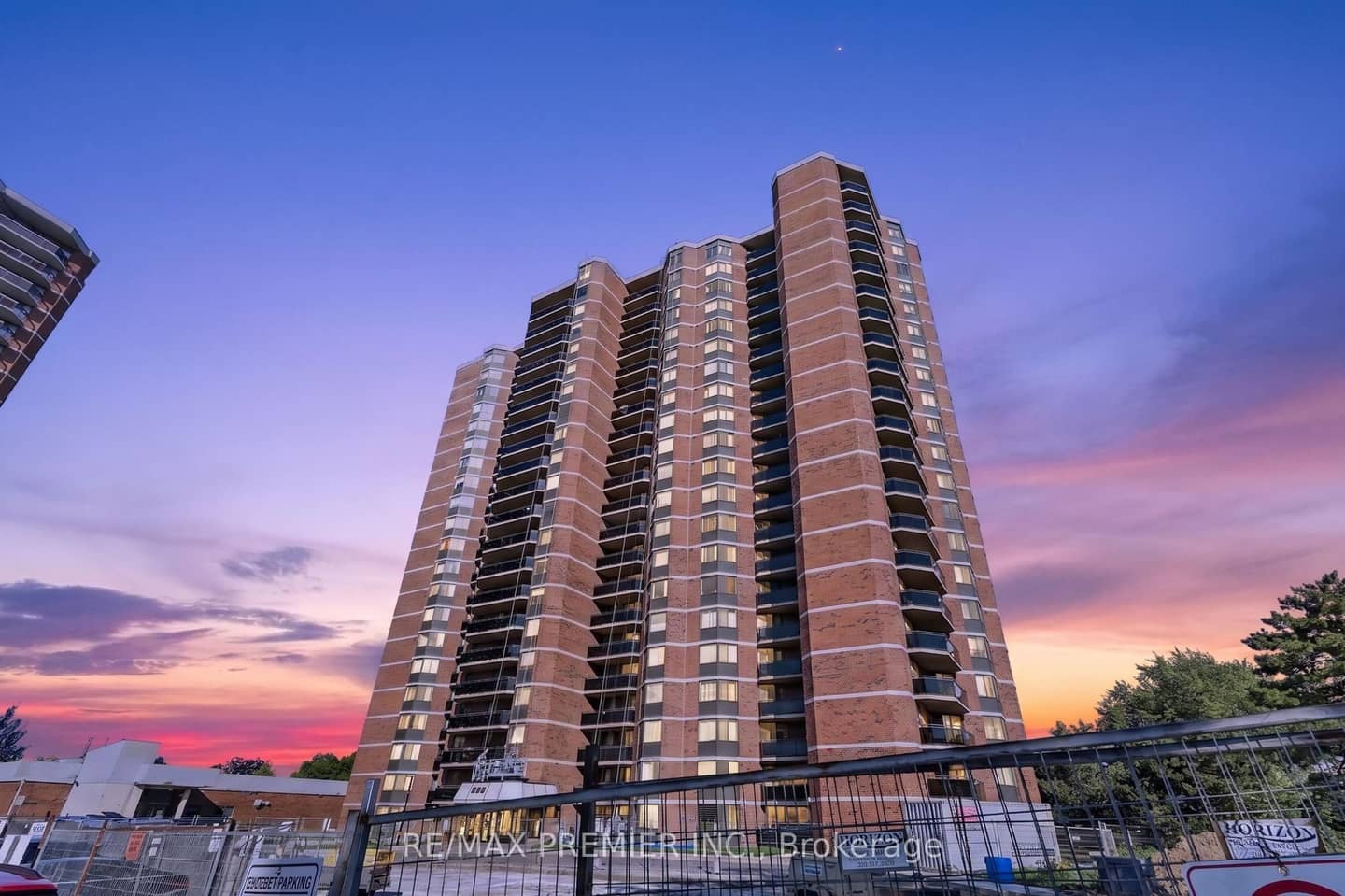 234 Albion Road 1205, Toronto, ON M9W 6A5