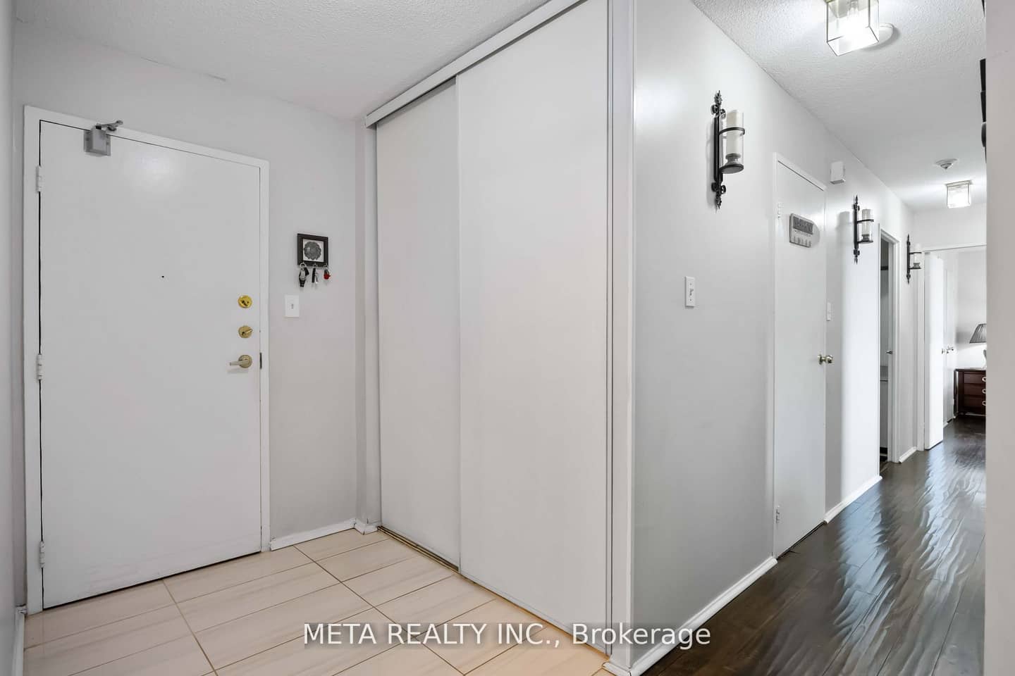 236 Albion Road 604, Toronto, ON M9W 6A6