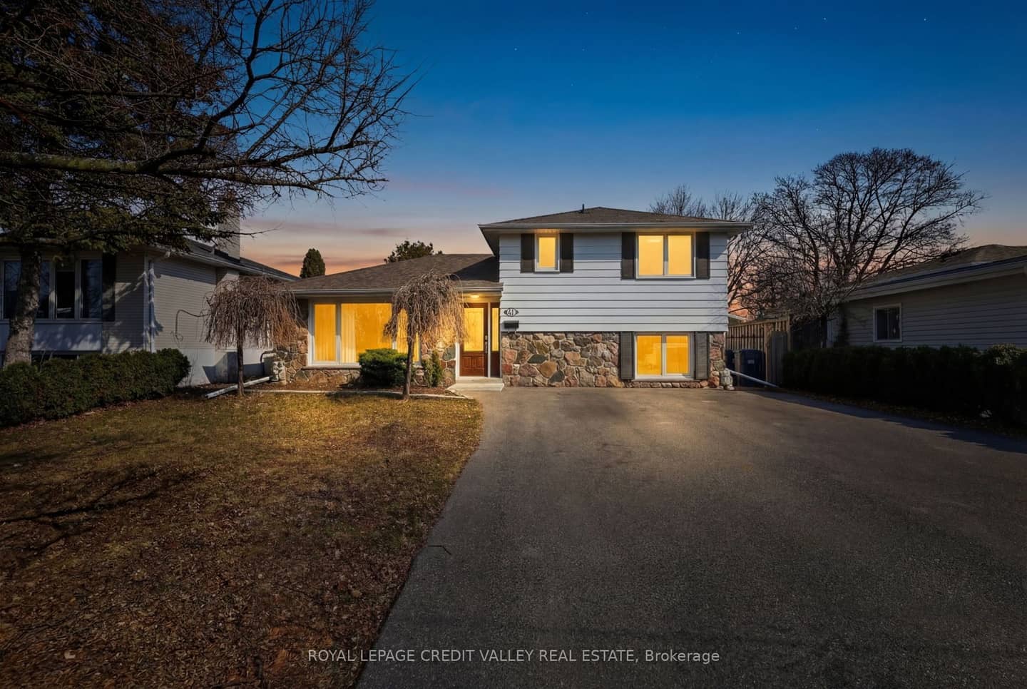 41 Staveley Crescent, Brampton, ON L6W 2S1