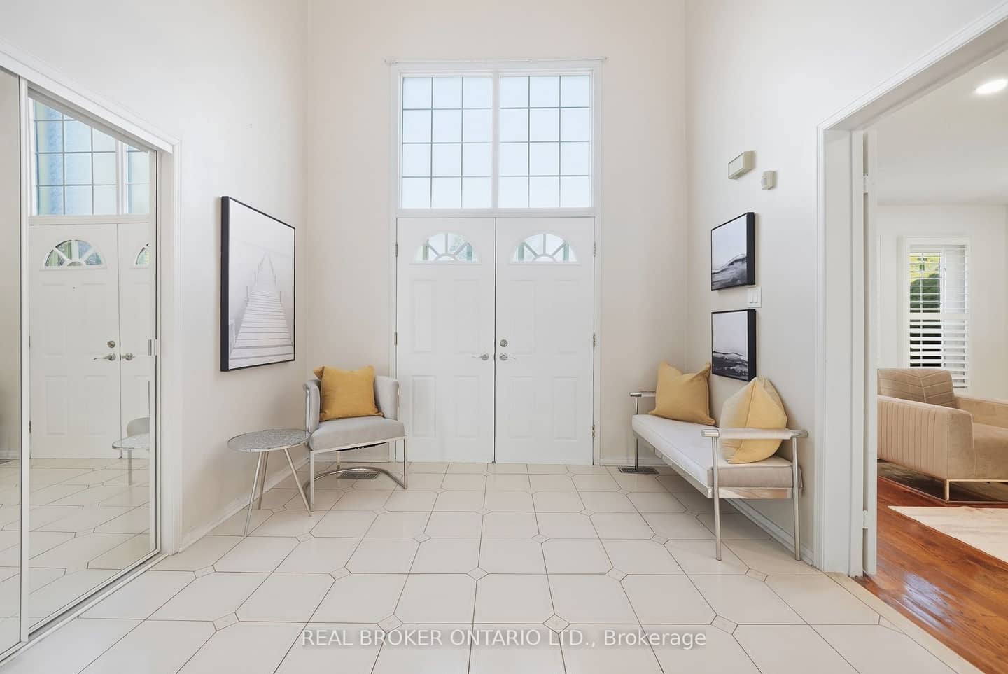 61 Bluenose Crescent, Toronto, ON M1C 4S2