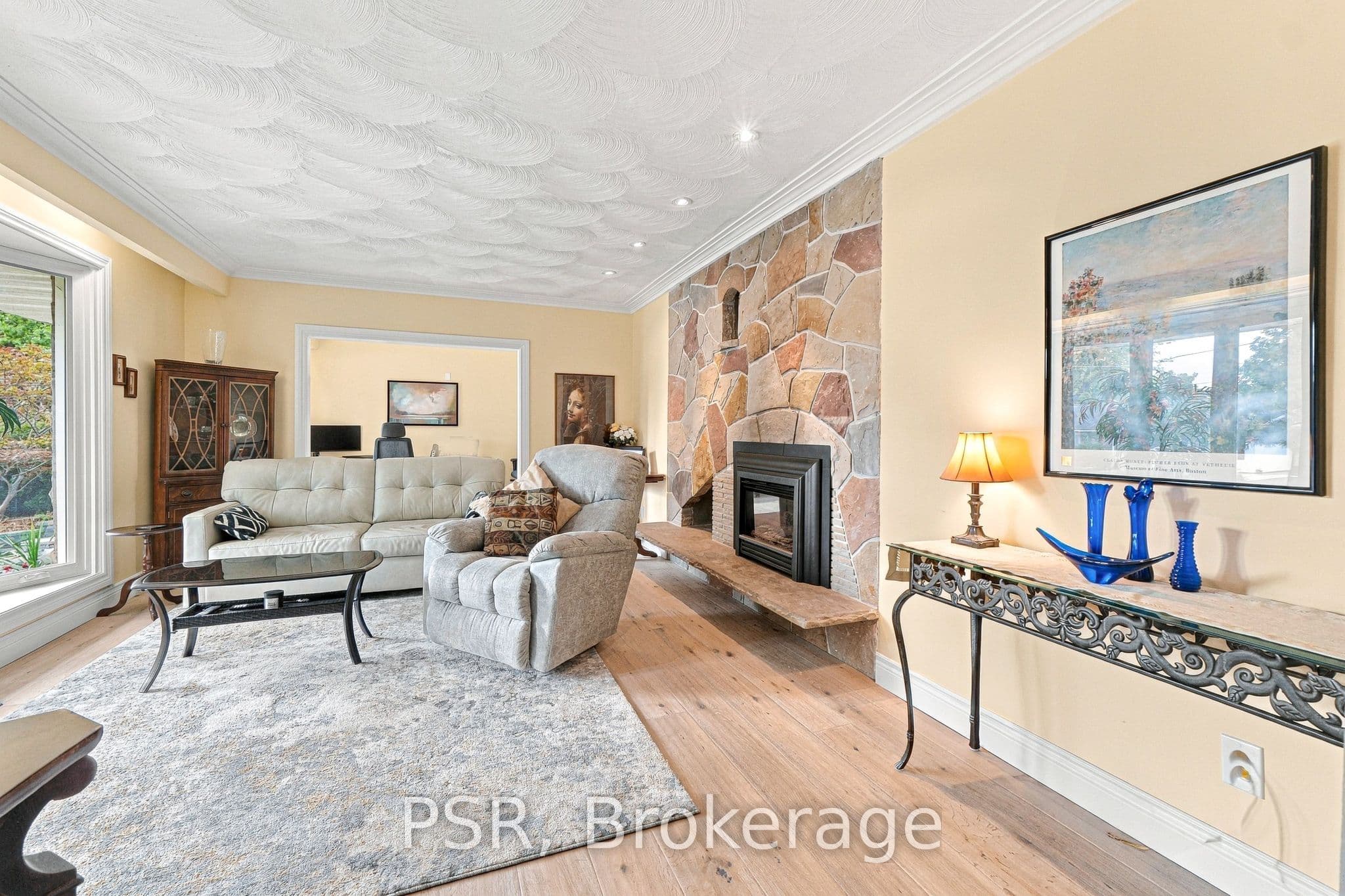 15 Valleyview Road, Halton Hills, ON L7G 1W3