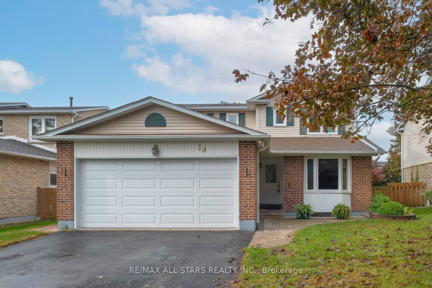 10 Colette Drive, Whitby, ON L1N 6G7