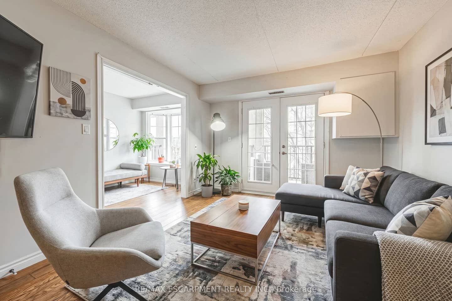 1451 Walkers Line 313, Burlington, ON L7M 4P1