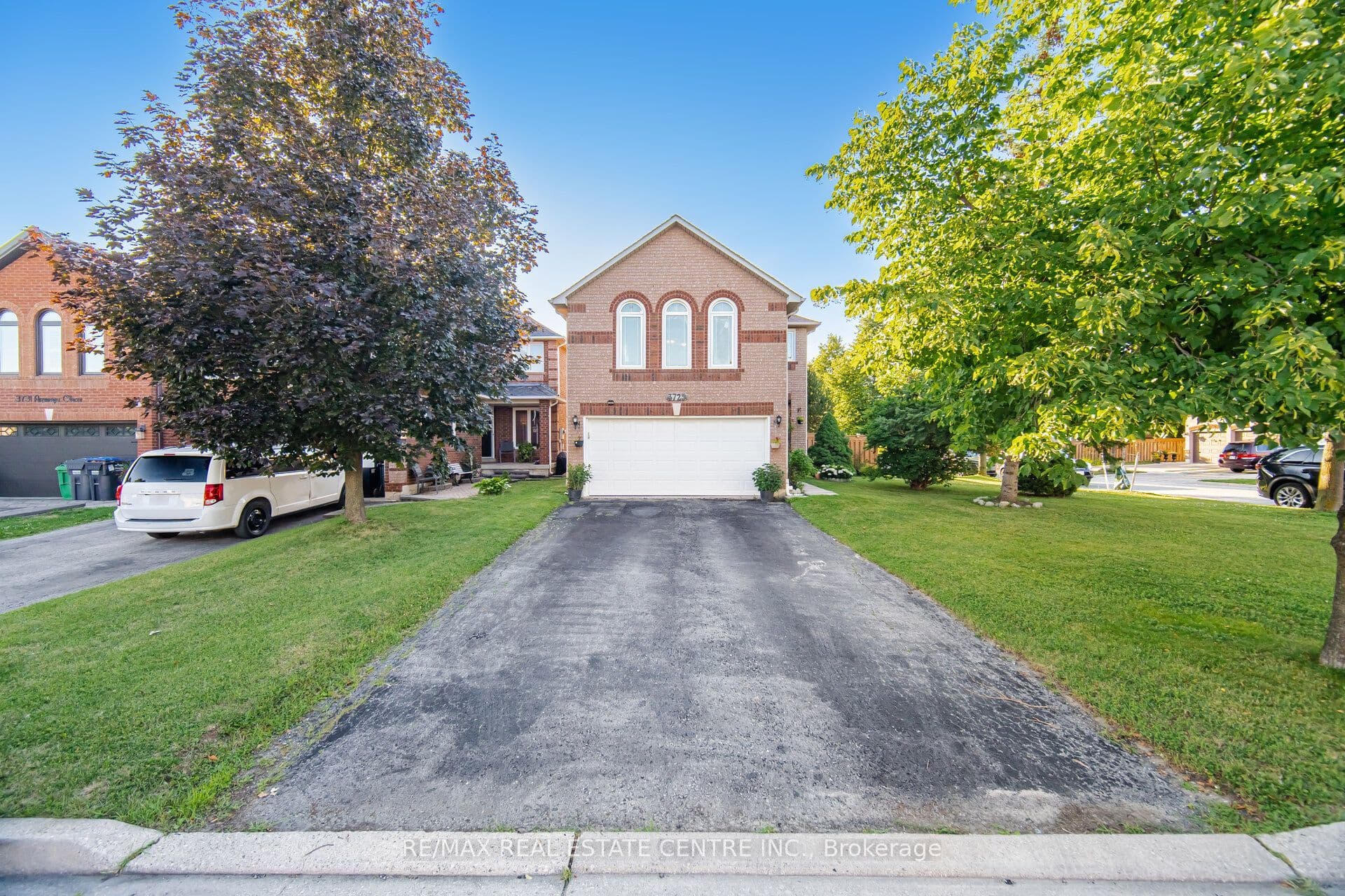 3725 Althorpe Circle, Mississauga, ON L5N 7G5