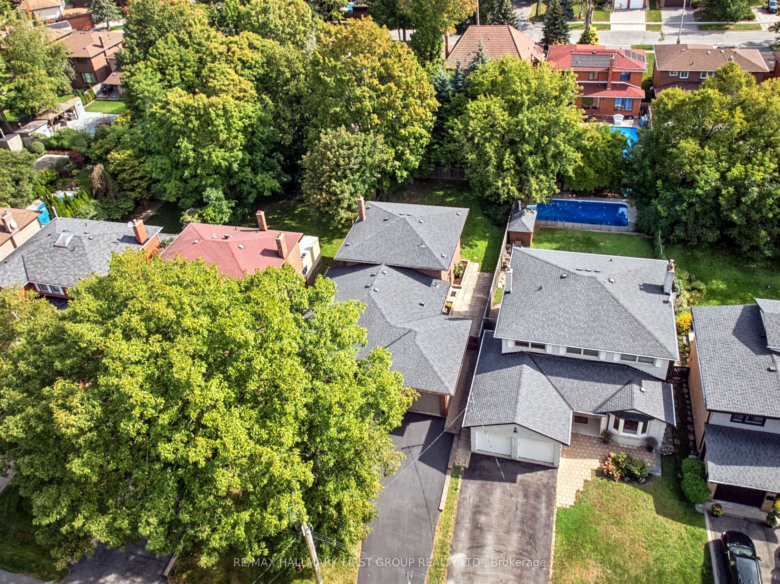 21 Ivan Road, Toronto, ON M1C 1V1
