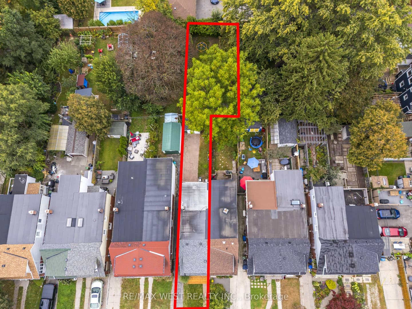 316 Monarch Park Avenue, Toronto, ON M4J 4T1