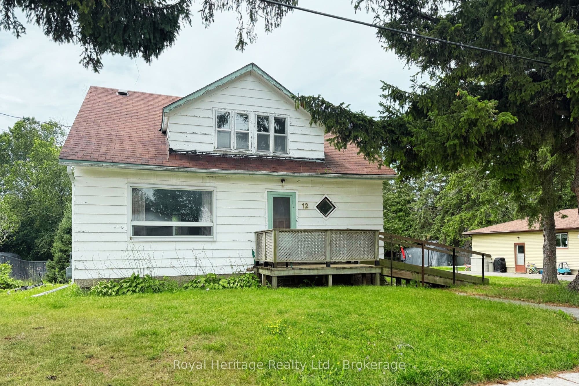12 Dufferin Street, Brighton, ON K0K 1H0