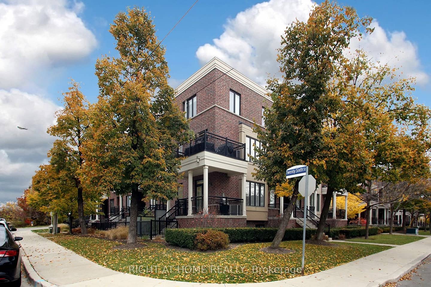 50 Carnation Avenue 147, Toronto, ON M8V 0B8
