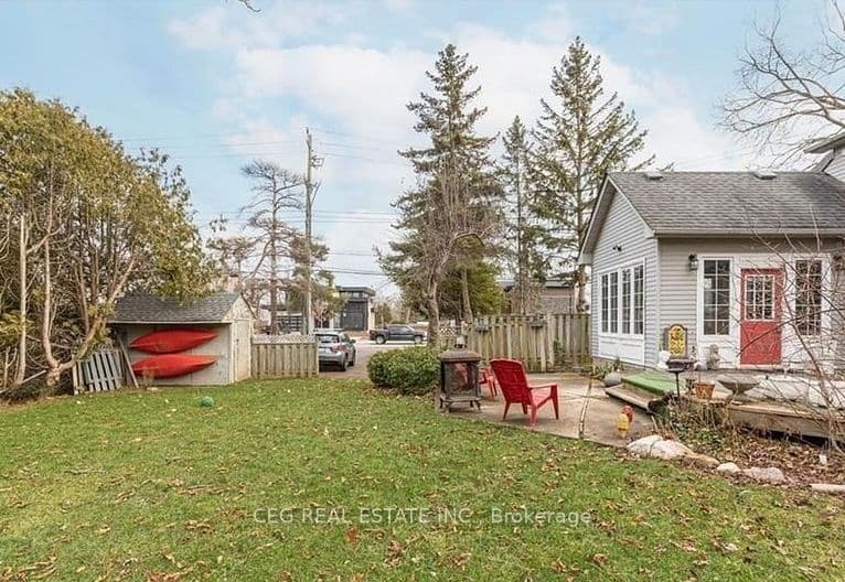 313 Bronte Road, Oakville, ON L6L 3C7
