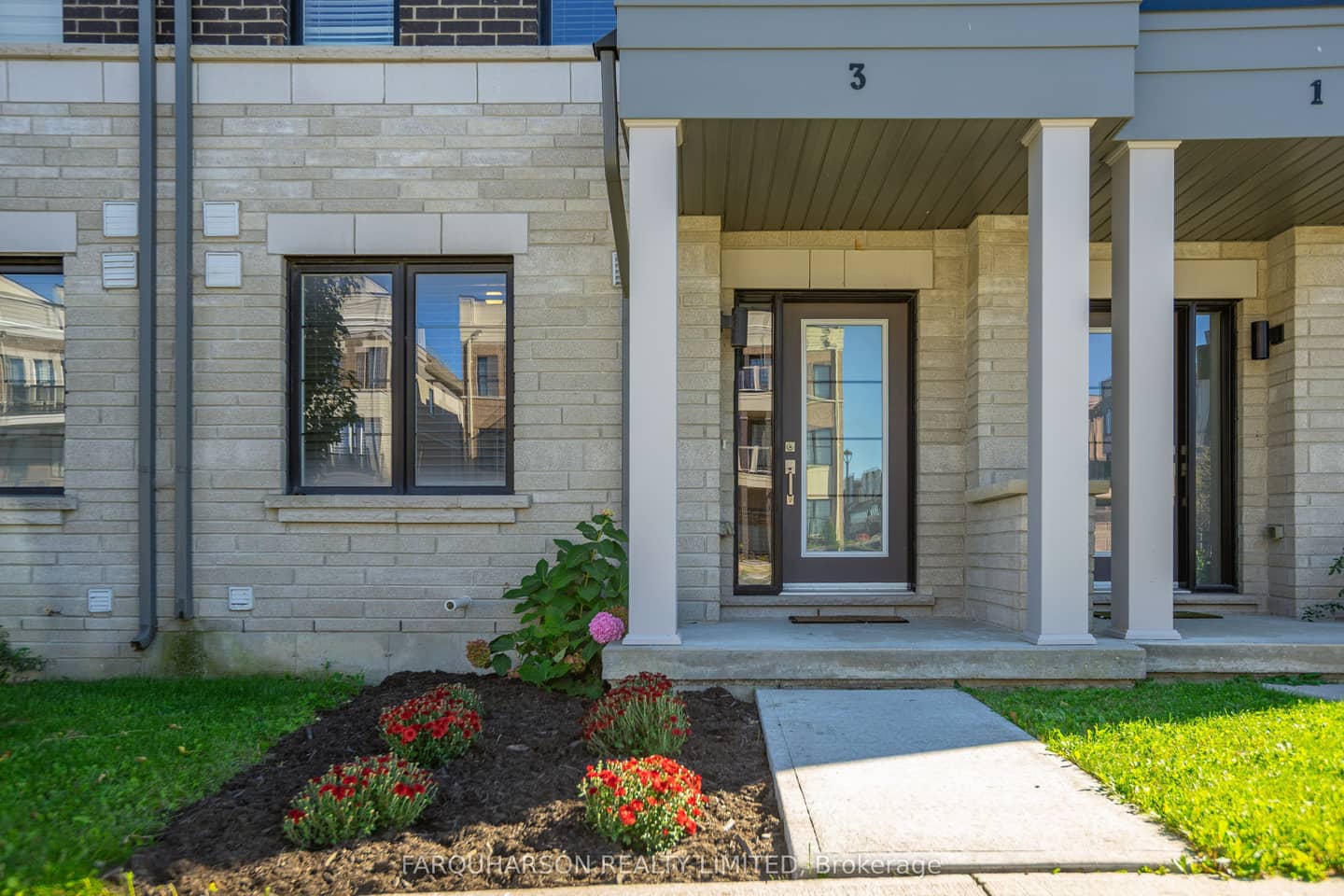 3 Clarington Boulevard, Clarington, ON L1C 7E8