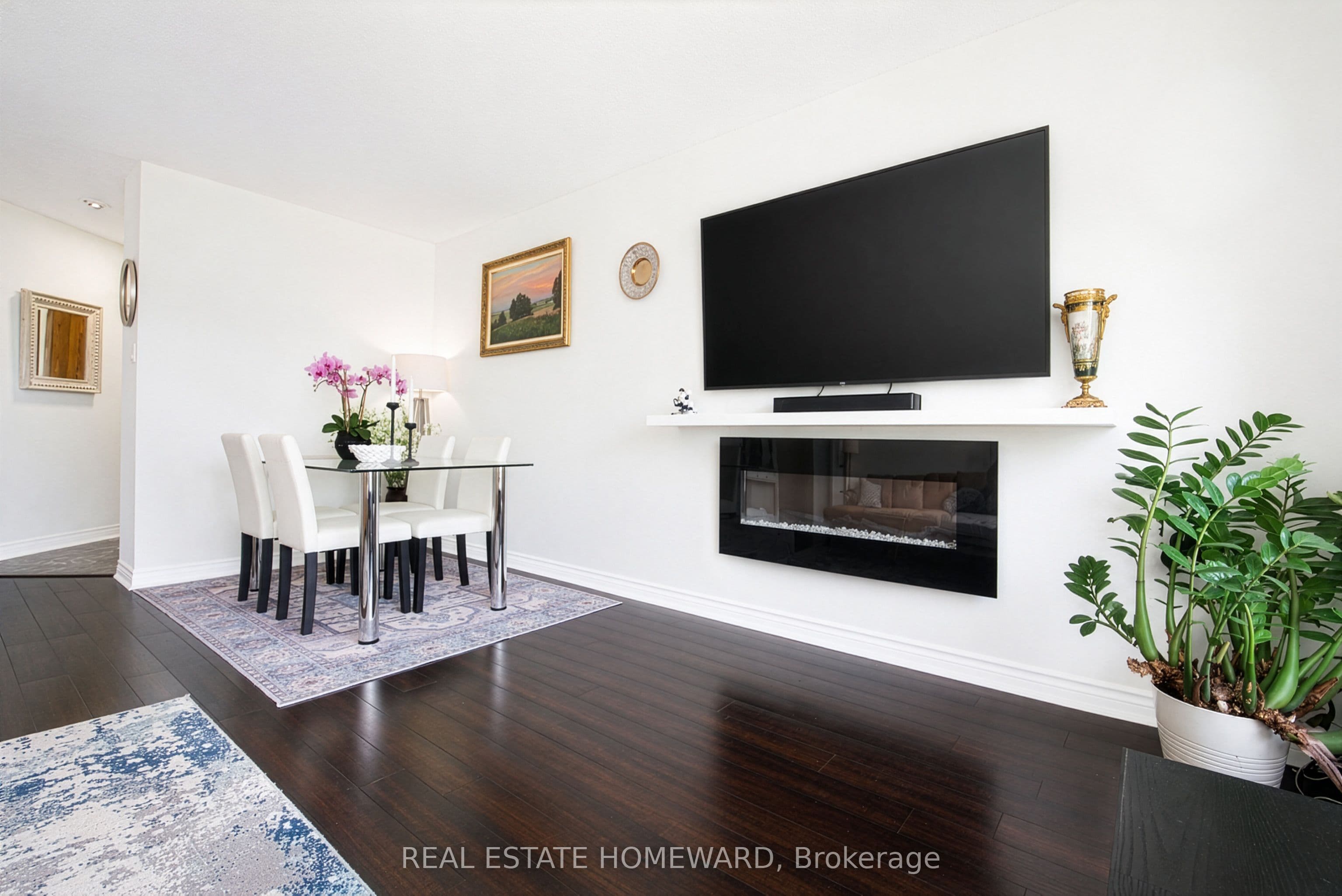 2285 Lake Shore Boulevard W 1610, Toronto, ON M8V 3X9